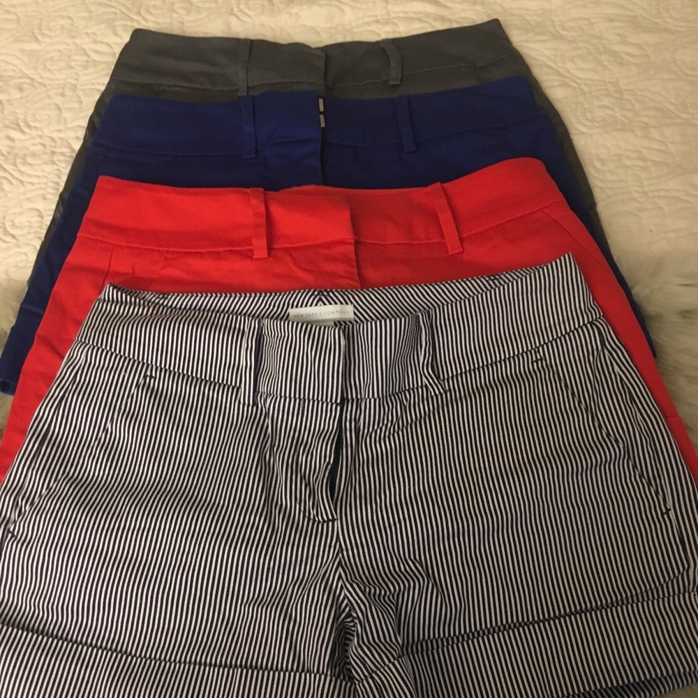4 pairs of New York & company shorts